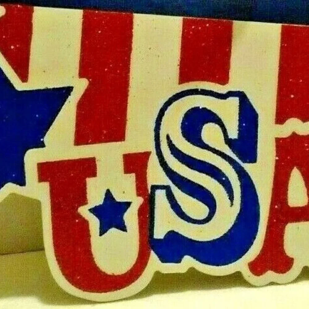 Décor Patriotic Sign I Love USA Red White Blue